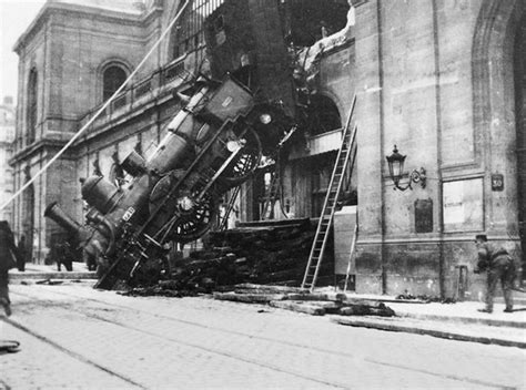 incredible images   montparnasse train crash