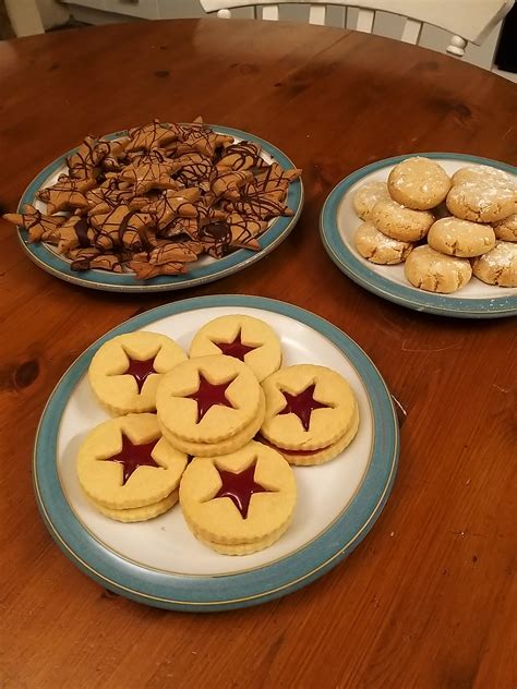 [homemade] Assorted Christmas Biscuits Food