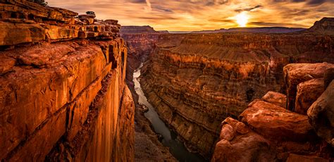 canyons  sunset vast