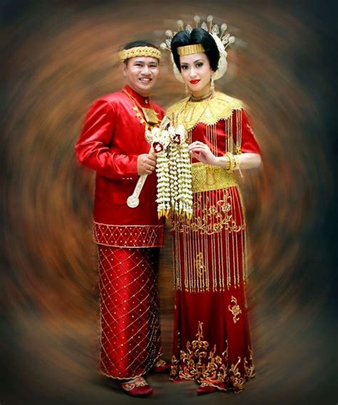 sejarah populer contoh pakaian adat suku  indonesia