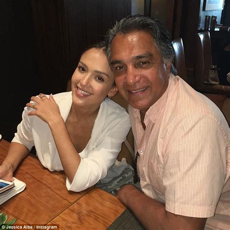 Jessica Alba Celebrates Father S Day With Cash Warren At The Four