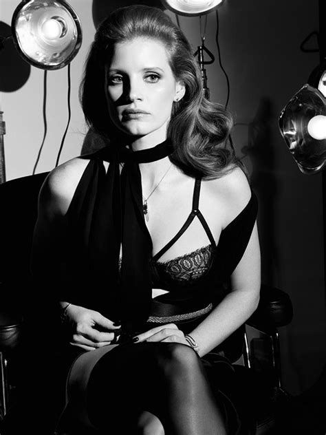 pop minute jessica chastain stockings interview photos