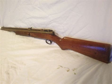 benjamin franklin model  air pellet rifle