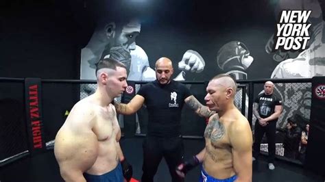 Russian Fighter With Freakish Biceps Easily Defeated In Mma Fight