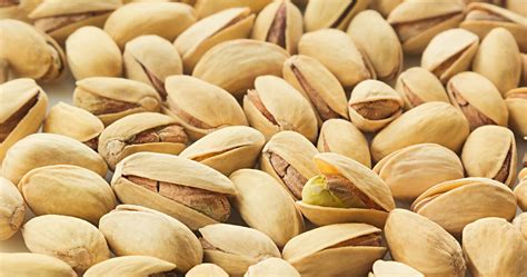 pistachio pistachio nuts nutrition facts health benefits
