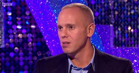 judge rinder cringes while watching his bizarre facial expressions on