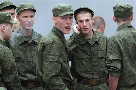 geweld  russisch leger neemt toe foto adnl