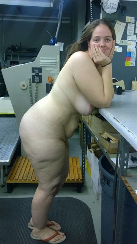 amateur bbw posing nude at work high quality porn pic amateur bbw h