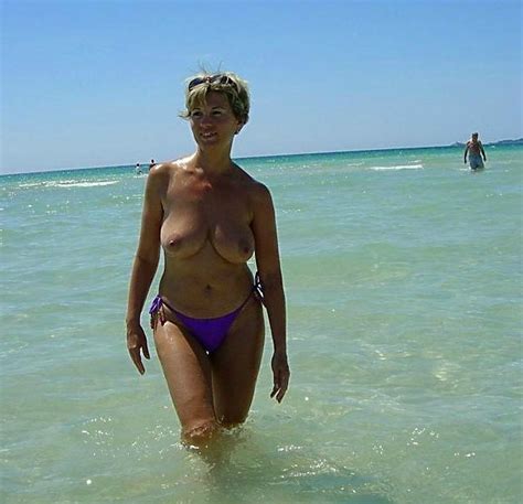At The Ocean Milf Milfs Pictures Pictures Sorted By