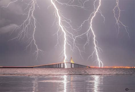 incredible lightning show electrifies sunshine skyway bridge florida