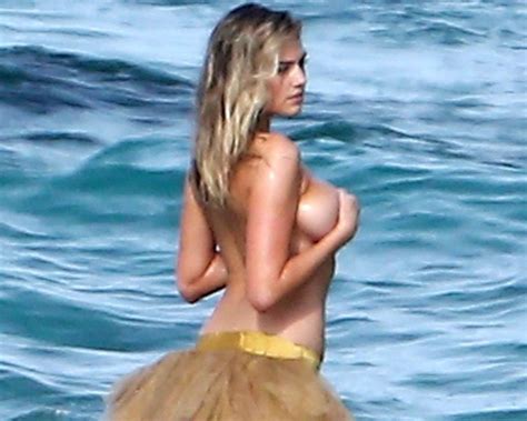 Kate Upton S Big Tits Behind The Scenes Of A Photo Shoot