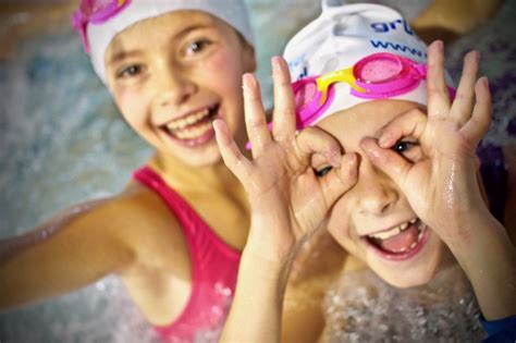 grupa wodna dla dzieci młodzieży i dorosłych szkoła pływania