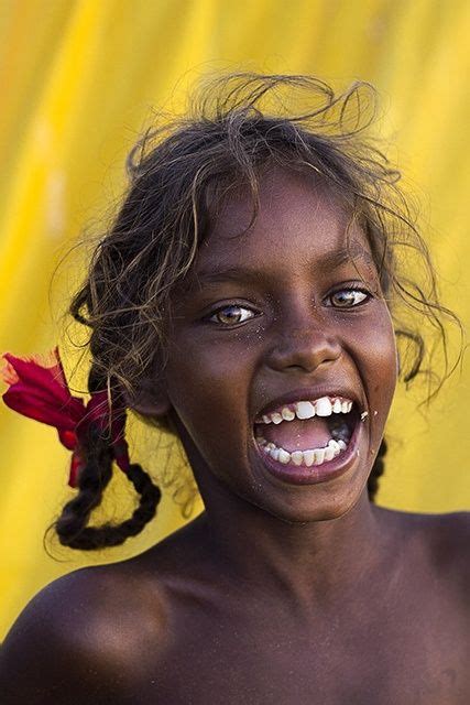 beautiful girl aborigine from australia Продукты для лица Улыбающееся лицо и Африканские дети