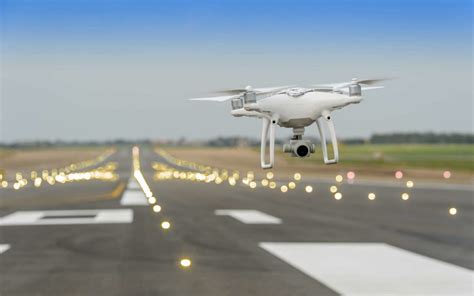 benefits   drones  airports   dronedj