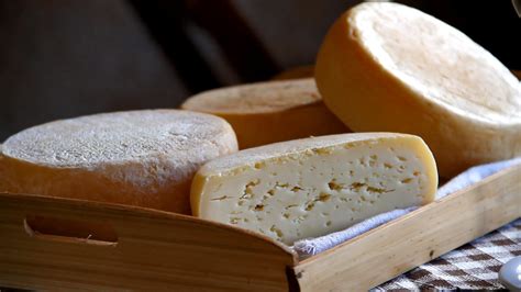 queijo minas artesanal volta  ser produzido  entre serras  popular