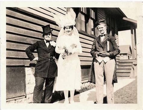 20 Rare Vintage Snapshots Of Lesbian Weddings From The Past ~ Vintage