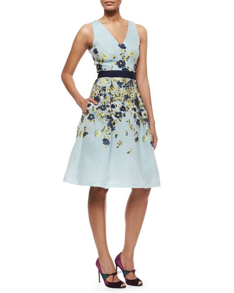 Lyst Carolina Herrera Floral Embroidered Fil Coupe