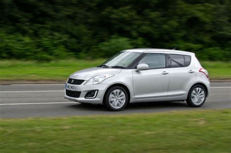 suzuki swift facelift  autobildde