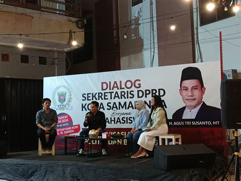 duduk bersama mahasiswa sekretaris dprd kota samarinda ngobrol santai