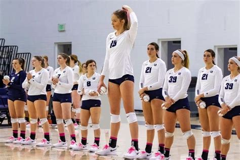 Watch Tallest Teenagers In Volleyball History Volleyball