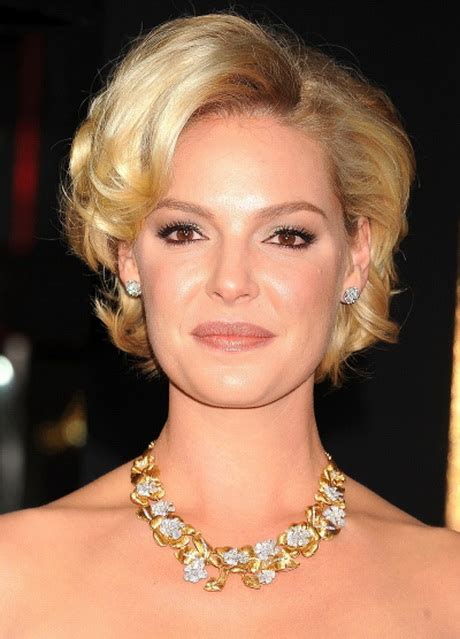 Short Elegant Hairstyles Style And Beauty