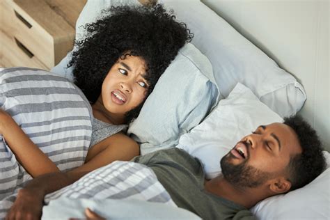 ook al snurkt je partner je kunt beter samen blijven slapen