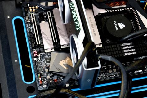 Gigabyte Z390 Aorus Master Review Product Showcase