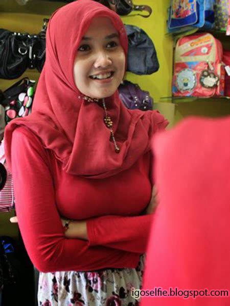 foto hijabers pamer toket jilboobs hot igo selfie