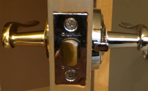 unlock  omnia privacy lock  sliding mechanism      door home
