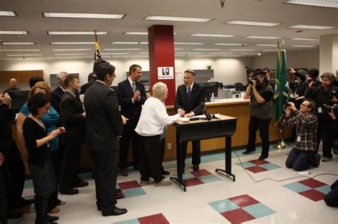 washington s first same sex couples apply for marriage licenses photos huffpost