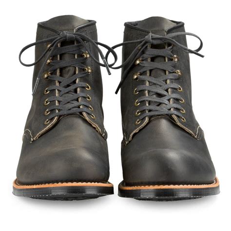 red wing blacksmith 3341 charcoal rough and tough bottes et baskets