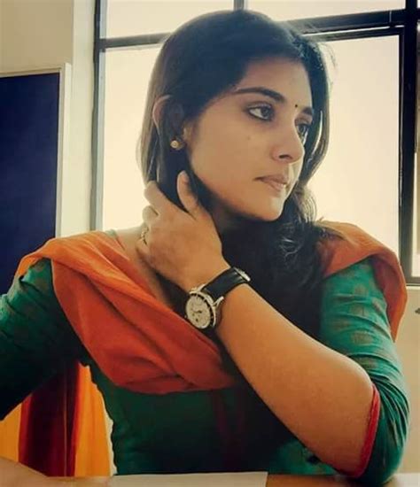 south indian actress wallpapers in hd niveda thomas hot and spicy pictures