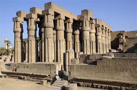 luxor temple complex  luxor  karnak pictures egypt