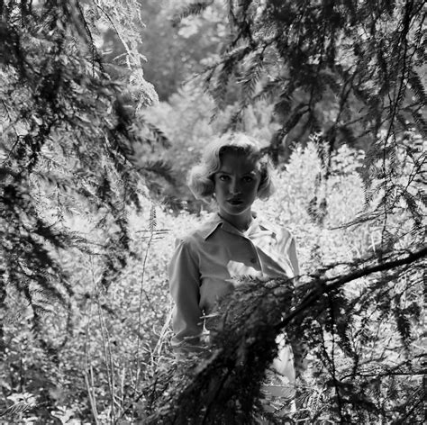 18 rare photographs of marilyn monroe in griffith park los angeles in