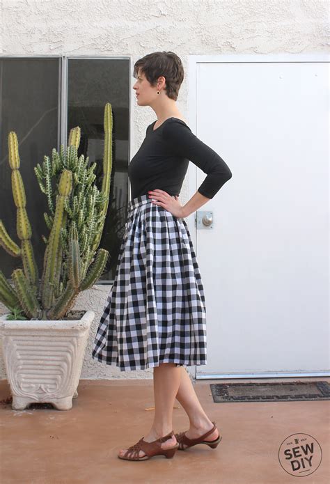 diy tutorial pleated button front skirt — sew diy