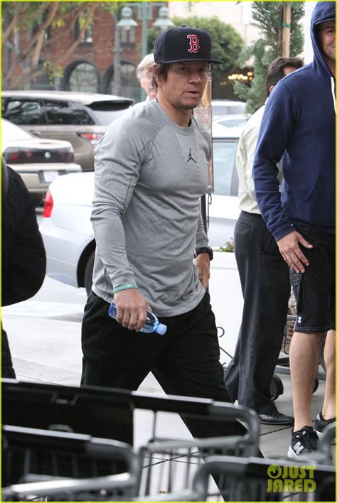 Full Sized Photo Of Mark Wahlberg Bulges Out Of Shirt With Gma 17