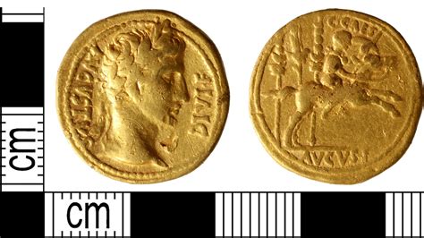 ancient hoard  gold roman coins discovered  plowed uk field