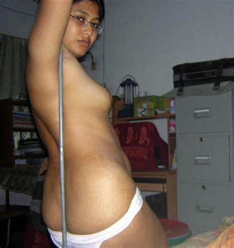 sexy indian desi girls expose and flaunt their huge tight ass fsi blog