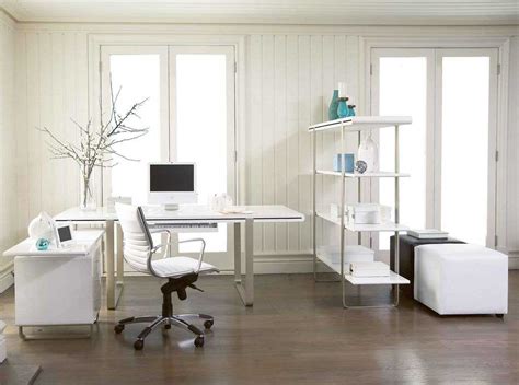 pure white desk  classy workplace