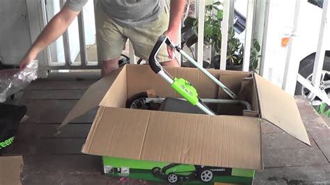 greenworks   electric    mower unboxing youtube
