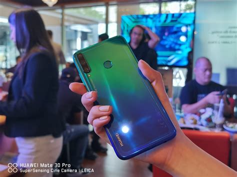 huawei launches  yp  punch hole camera   philippines jam