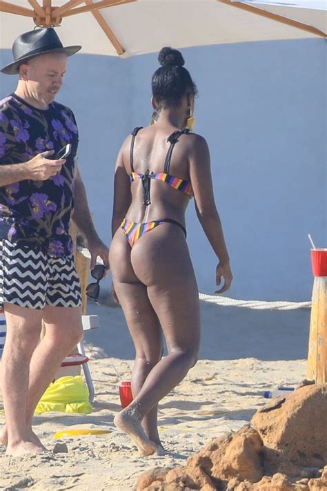 Janelle Monae Ass In Bikini Shesfreaky