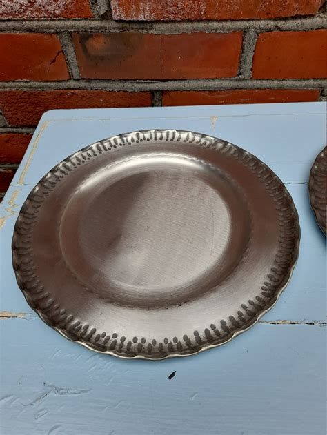 beautiful pair  vintage pewter plates handmade folk art etsy