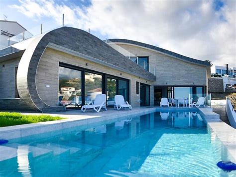 modern luxury villa   bedrooms sea views  heated infinity pool