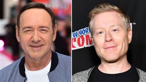 kevin spacey apologises over anthony rapp sexual advance claim