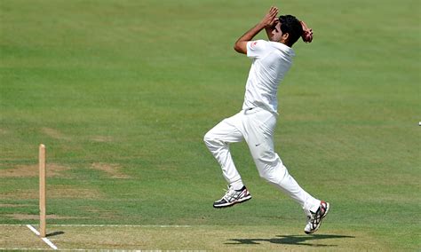 bowling actions  learn   start playing cricket playo