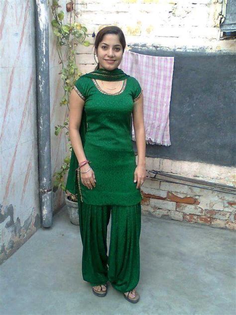 Desi Indian Girls Delhi Girls In Tight Salwar Cloth