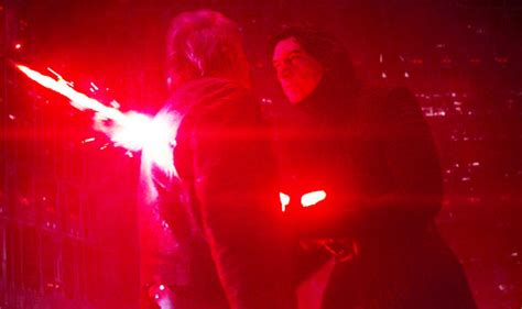 Star Wars 8 ‘snoke Actually Plans To Destroy Kylo Ren’ But