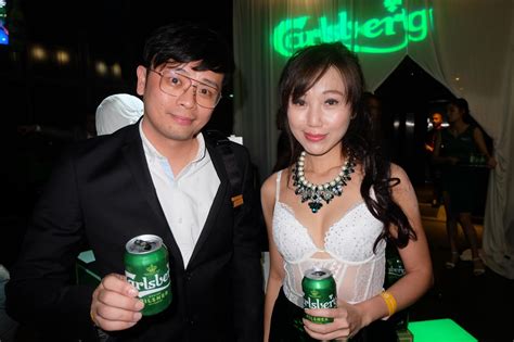 Kee Hua Chee Live Carlsberg The Best Beer In The World This Side Of