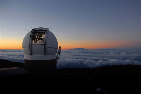 무료 이미지 경치 수평선 산 구름 하늘 태양 해돋이 일몰 햇빛 아침 코스모스 새벽 황혼 저녁 반사